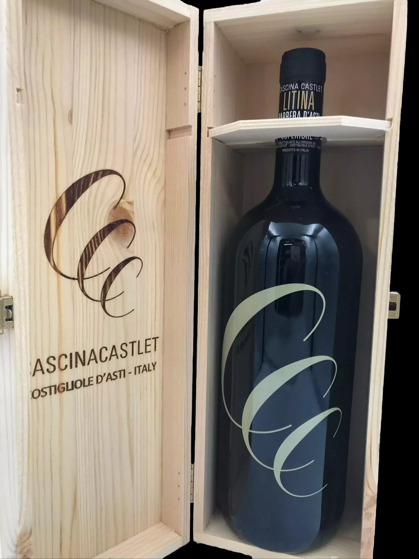 a large bottle of wine placed inside a wooden box. The box has a label that reads "Ascinacastlet OSTIGLIOLE D'ASTI - ITALY".